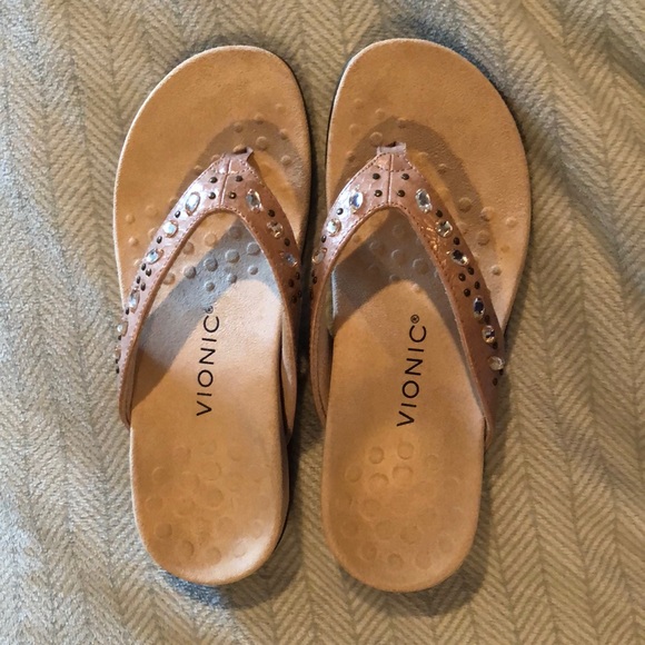 Vionic Shoes - Vionic Sandals size 6. Very lightly worn